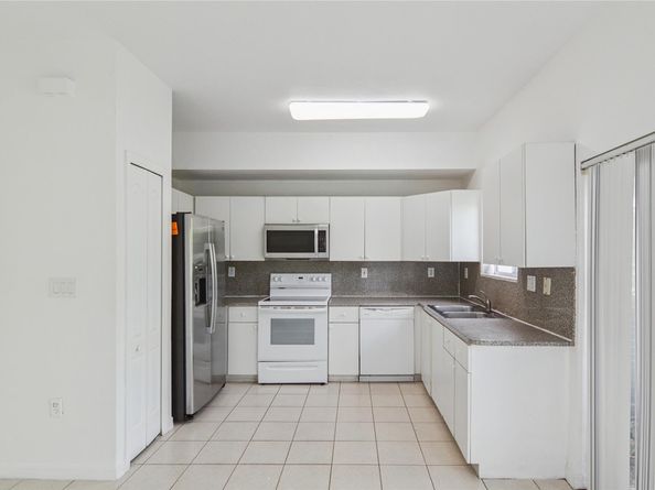 8822 W Flagler St 139, Miami FL 33174