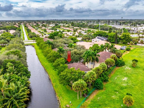 9490 S Military Trail 2, Boynton Beach FL 33436