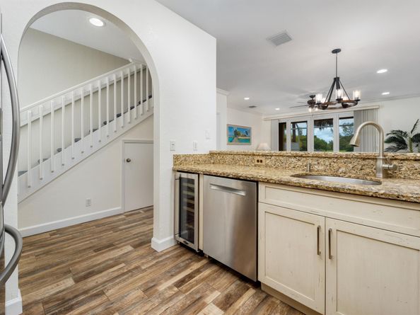 9490 S Military Trail 2, Boynton Beach FL 33436