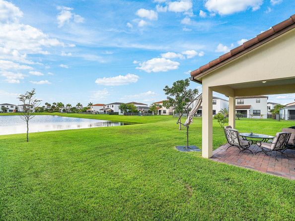 5409 Quiet Lake Place, The Acreage FL 33470