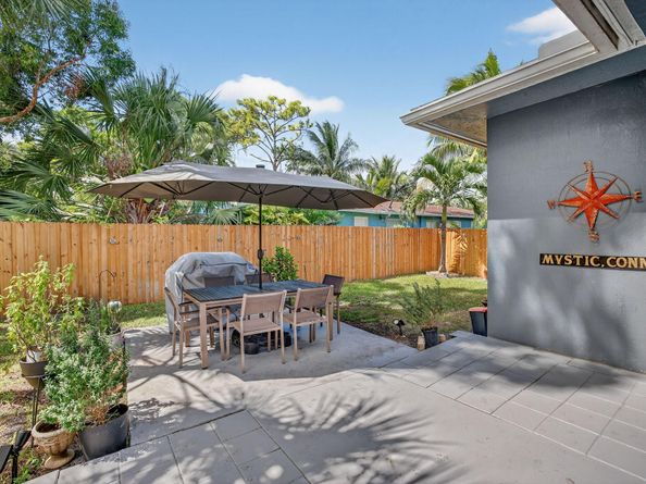 4087 NW 5th Ave, Fort Lauderdale FL 33309
