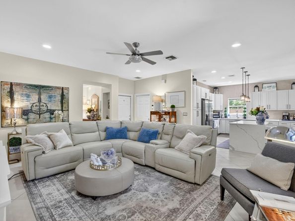 4087 NW 5th Ave, Fort Lauderdale FL 33309