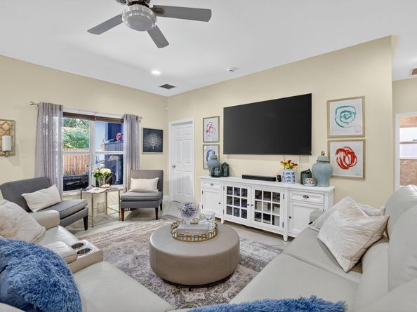 4087 NW 5th Ave, Fort Lauderdale FL 33309