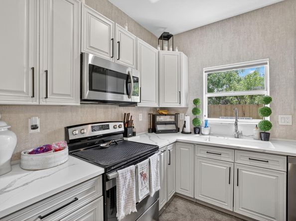 4087 NW 5th Ave, Fort Lauderdale FL 33309