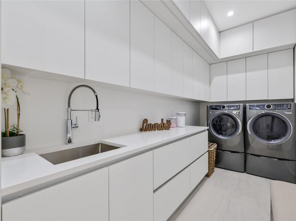 8795 Valencia Ct, Parkland FL 33067