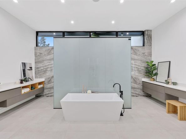 8795 Valencia Ct, Parkland FL 33067