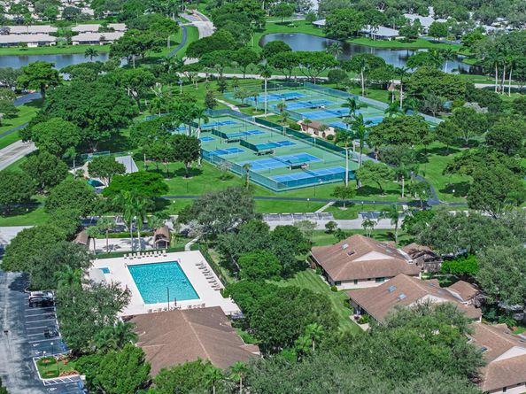 8216 Sweetbriar Way, Boca Raton FL 33496