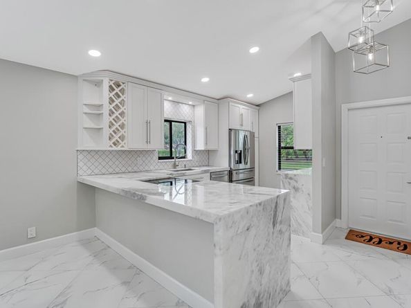 8216 Sweetbriar Way, Boca Raton FL 33496