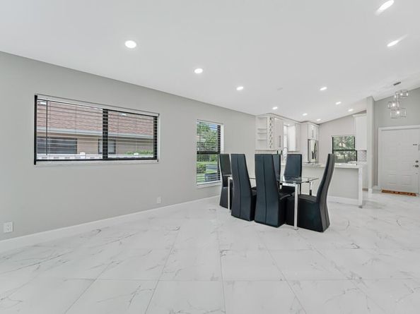 8216 Sweetbriar Way, Boca Raton FL 33496