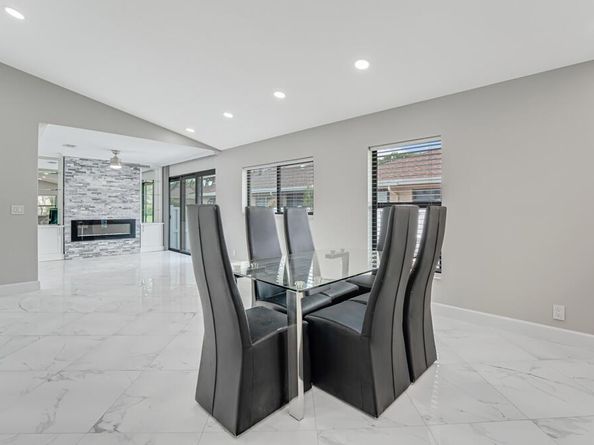 8216 Sweetbriar Way, Boca Raton FL 33496