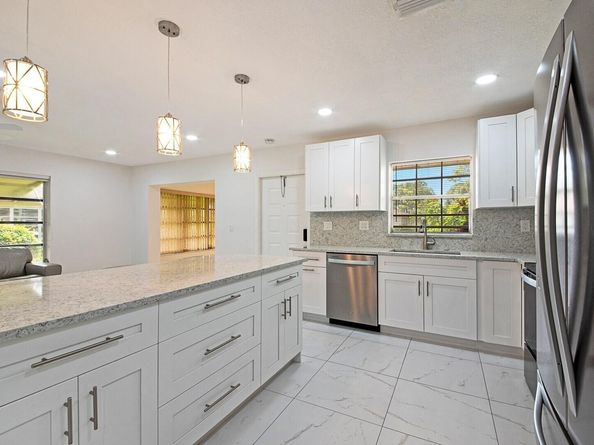 5220 Nesting Way D, Delray Beach FL 33484