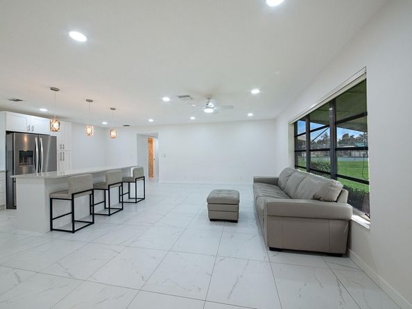 5220 Nesting Way D, Delray Beach FL 33484