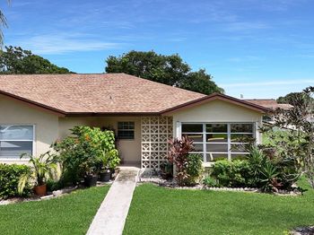 5220 Nesting Way