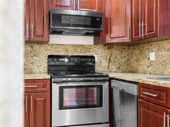 3361 NW 85th Ave 109, Coral Springs FL 33065