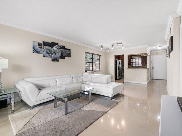 3361 NW 85th Ave 109, Coral Springs FL 33065