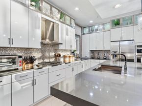 Undisclosed Address #RX-11121245, Palm Beach Gardens FL 33418