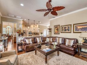 144 Oakwood Lane, Palm Beach Gardens FL 33410