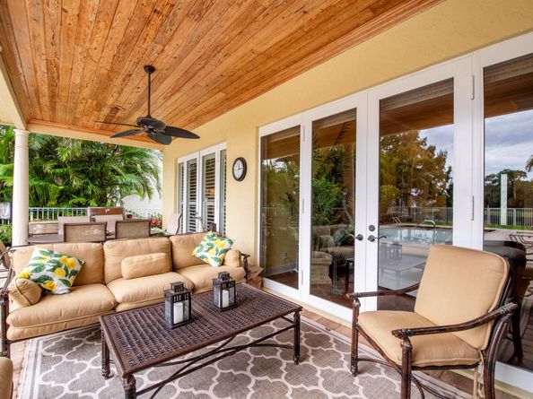 144 Oakwood Lane, Palm Beach Gardens FL 33410