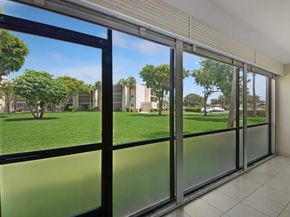 5310 Las Verdes Circle 118, Delray Beach FL 33484