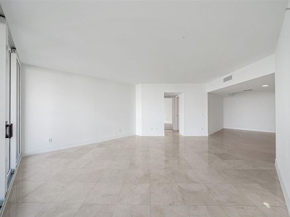 21055 NE 37th Ave 2703, Aventura FL 33180