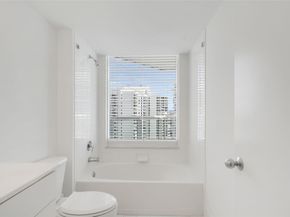 21055 NE 37th Ave 2703, Aventura FL 33180