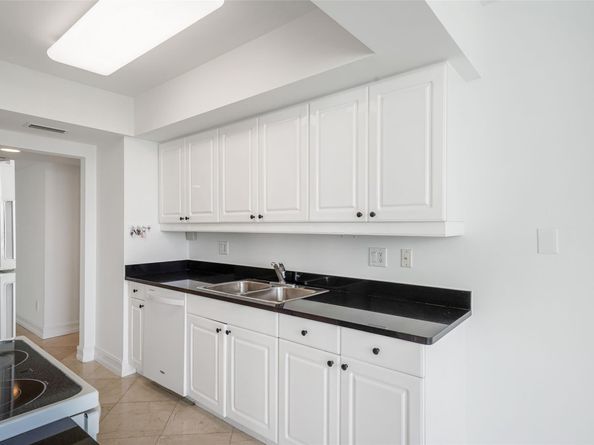 21055 NE 37th Ave 2703, Aventura FL 33180