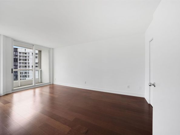 21055 NE 37th Ave 2703, Aventura FL 33180