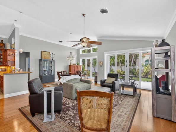 2060 Cezanne Road, West Palm Beach FL 33409