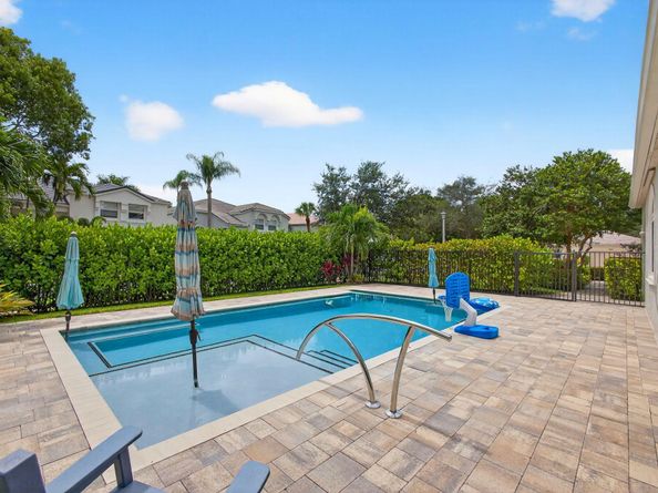 2060 Cezanne Road, West Palm Beach FL 33409