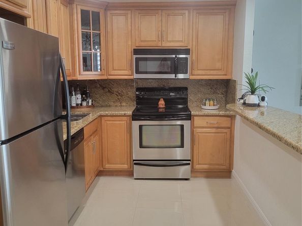 19370 Collins Ave 809, Sunny Isles Beach FL 33160