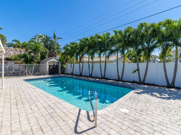 912 SE 8th Court, Deerfield Beach FL 33441