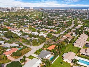912 SE 8th Court, Deerfield Beach FL 33441