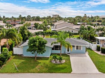 912 SE 8th Court