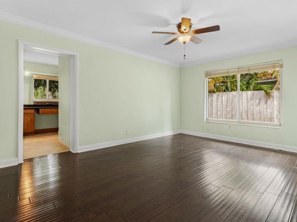 912 SE 8th Court, Deerfield Beach FL 33441