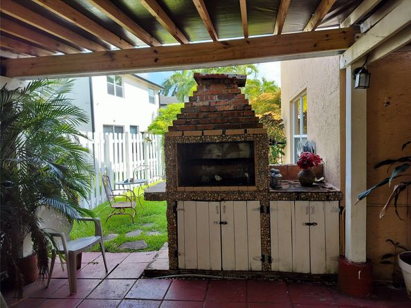 17376 SW 21st St, Miramar FL 33029