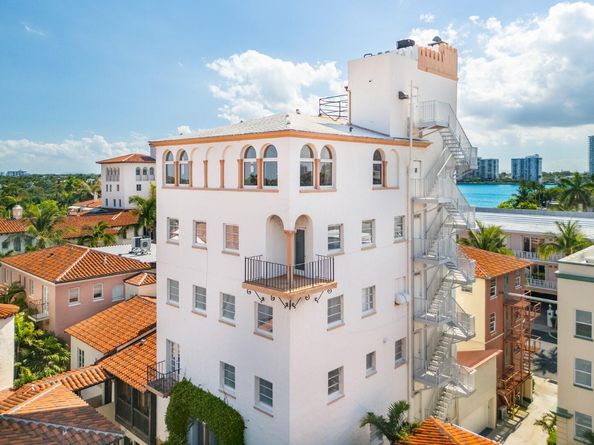 9 Via Parigi, Palm Beach FL 33480
