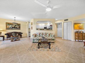 5520 Coach House Circle C, Boca Raton FL 33486