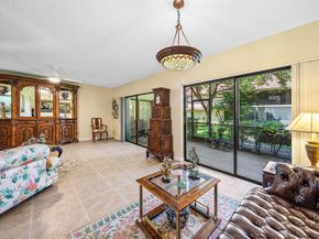 5520 Coach House Circle C, Boca Raton FL 33486