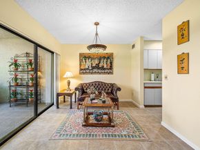 5520 Coach House Circle C, Boca Raton FL 33486