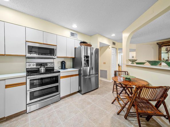 5520 Coach House Circle C, Boca Raton FL 33486