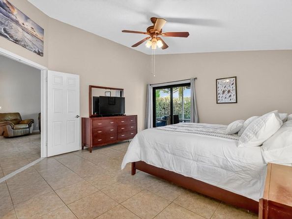 7549 Chicora Ct, Lake Worth FL 33467
