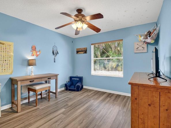 7549 Chicora Ct, Lake Worth FL 33467