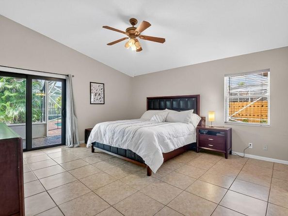 7549 Chicora Ct, Lake Worth FL 33467
