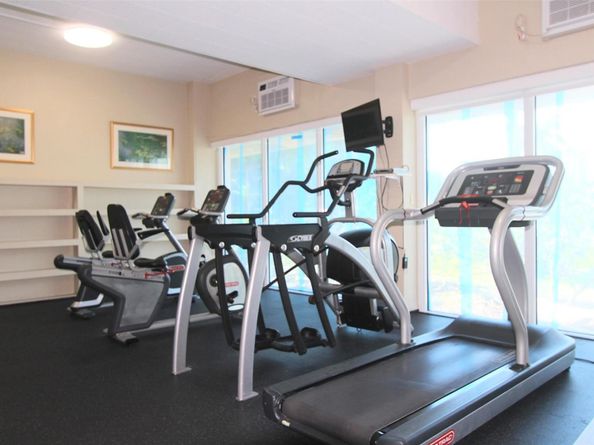 3233 NE 34th St 406, Fort Lauderdale FL 33308