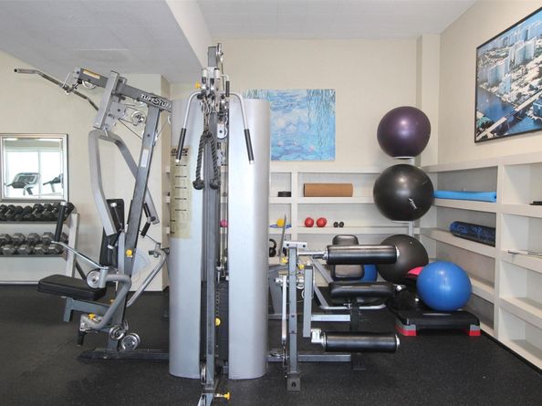 3233 NE 34th St 406, Fort Lauderdale FL 33308