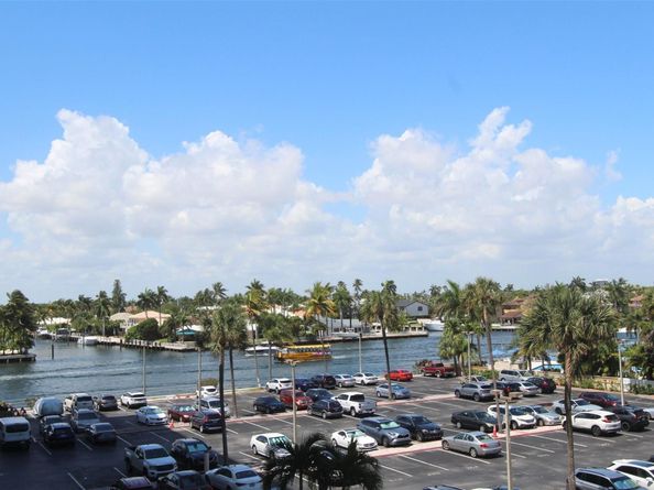 3233 NE 34th St 406, Fort Lauderdale FL 33308