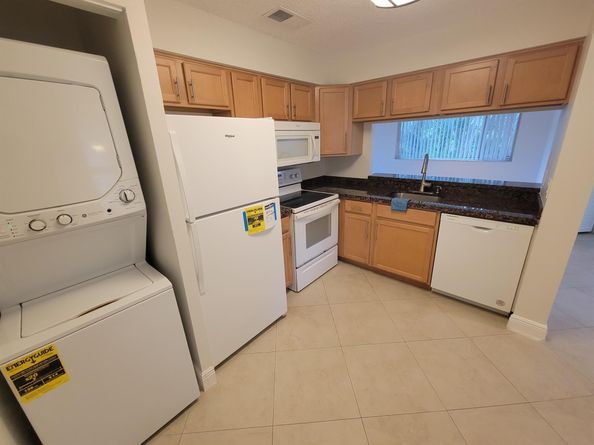 4208 Glenmoor Drive, West Palm Beach FL 33409