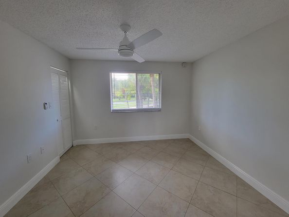 4208 Glenmoor Drive, West Palm Beach FL 33409
