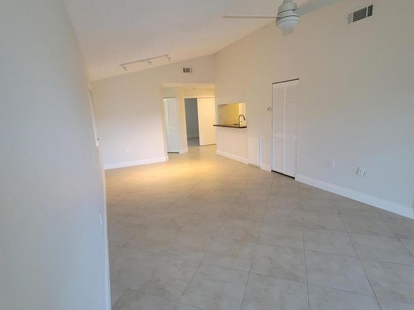 4208 Glenmoor Drive, West Palm Beach FL 33409
