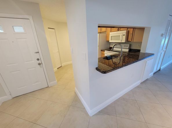 4208 Glenmoor Drive, West Palm Beach FL 33409